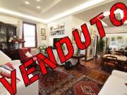 Appartamento in vendita di 107 m² in Via Simone de Saint Bon