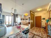 Appartamento in vendita di 108 m² in Viale Teracati