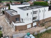 Appartamento in vendita di 110 m² in Via degli Alpini