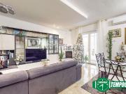 Appartamento in vendita di 110 m² in Via della Banda Lenti