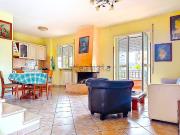 Appartamento in vendita di 110 m² in Via dello Stadio, 38