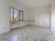 Appartamento in vendita di 110 m² in Via Giacomo Leopardi