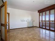 Appartamento in vendita di 110 m² in Viale Isacco Newton