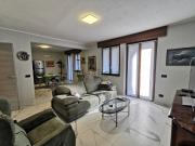 Appartamento in vendita di 110 m² in Viale Rimembranze, 29