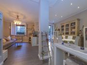 Appartamento in vendita di 111 m² in Via Albino, 10