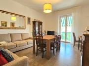 Appartamento in vendita di 111 m² in Via degli Olivi, 20