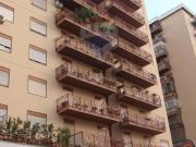 Appartamento in vendita di 111 m² in Via Michele Titone, 41