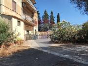 Appartamento in vendita di 111 m² in Via Ugo Foscolo, 5