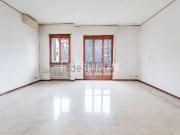 Appartamento in vendita di 112 m² in Via Bernardo Davanzati