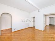 Appartamento in vendita di 112 m² in Via dei Greci, 6