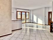 Appartamento in vendita di 113 m² in Via Adua, 10