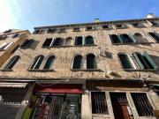 Appartamento in vendita di 115 m² in Calle del Scaleter