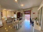 Appartamento in vendita di 115 m² in Strada Tiberina Nord