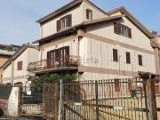 Appartamento in vendita di 115 m² in Via Bivongi, 127