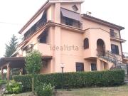 Appartamento in vendita di 115 m² in Via Giaveno, 44