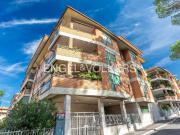 Appartamento in vendita di 115 m² in Via Giuseppe Romualdi