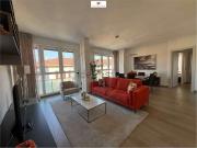 Appartamento in vendita di 116 m² in Piazza U. Foscolo
