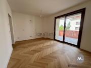Appartamento in vendita di 116 m² in Via Montereale, 17