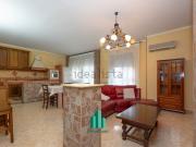 Appartamento in vendita di 117 m² in Via Troina, 7