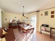 Appartamento in vendita di 118 m² in Via Elvino