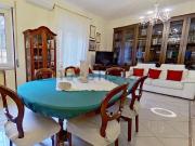 Appartamento in vendita di 118 m² in Via Ugo Niutta, 36