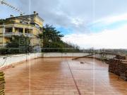 Appartamento in vendita di 119 m² in Via dei Grottoni, 67