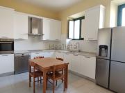 Appartamento in vendita di 120 m² in Via Cesare Battisti