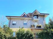 Appartamento in vendita di 120 m² in Via degli Iris, 3