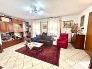 Appartamento in vendita di 120 m² in Via di Camone