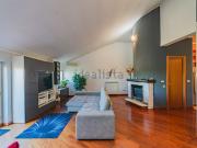 Appartamento in vendita di 120 m² in Via di Tor San Giovanni