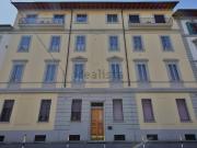 Appartamento in vendita di 120 m² in Via Dino del Garbo