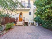 Appartamento in vendita di 120 m² in Via Mongiuffi Melia, 10