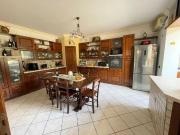 Appartamento in vendita di 120 m² in Via Pietro da Praga