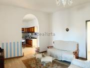 Appartamento in vendita di 120 m² in Via Scuola, 11