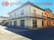 Appartamento in vendita di 120 m² in Via Soldato Ignoto