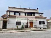 Appartamento in vendita di 120 m² in Via Tre Fontane