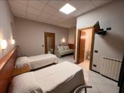 Appartamento in vendita di 121 m² in Via Alfredo Carzino, 3 Appartamento in vendita di 121 m² in Via Alfredo Carzino, 3