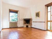 Appartamento in vendita di 121 m² in Via Burani, 32