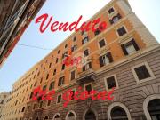 Appartamento in vendita di 121 m² in Via Cairoli