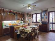 Appartamento in vendita di 121 m² in Via Giovanni Michelucci