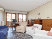 Appartamento in vendita di 122 m² in Via Ugo Foscolo