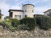 Appartamento in vendita di 124 m² in Via F. Petrarca, 11