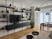 Appartamento in vendita di 125 m² in Via Lario