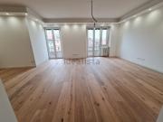 Appartamento in vendita di 125 m² in Via Lodovico Muratori