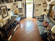 Appartamento in vendita di 127 m² in Via delle Sambucare