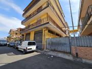 Appartamento in vendita di 128 m² in Via Giacomo Leopardi, 5