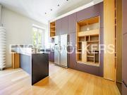 Appartamento in vendita di 128 m² in Viale Monte Nero, 40 Appartamento in vendita di 128 m² in Viale Monte Nero, 40