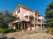 Appartamento in vendita di 130 m² in Corso L. Einaudi, 105