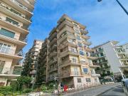 Appartamento in vendita di 130 m² in Via Aniello Falcone