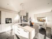 Appartamento in vendita di 130 m² in Via Bolzano, 43